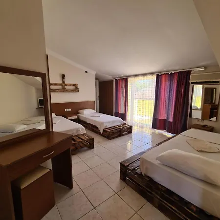 Szálloda Golden Rock Kemer